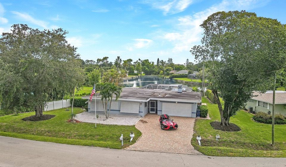 Blue Beach Bungalow의 외부 전경