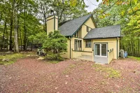 Hot Tub + Game Room: Peaceful Poconos Home! - spa