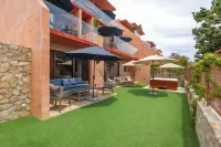 NEW Luxury 4 BR/4.5 BA, Ocean/Mountain Views, 3,000+ Sq. Ft, Prime Location!!