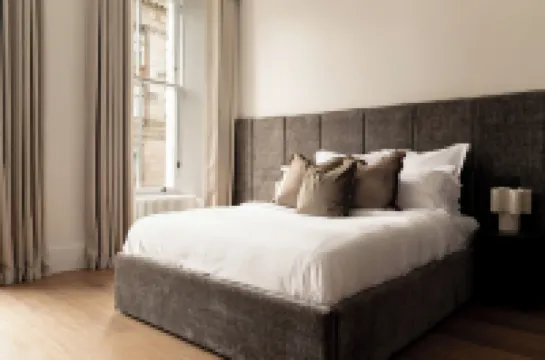 Moment Blythswood St