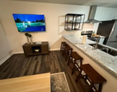 Casa Bonita 1block from PMRP