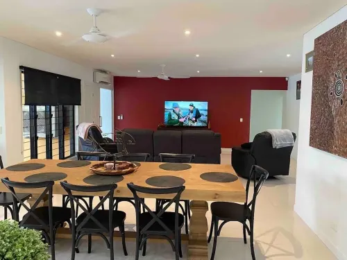 The Hinchinbrook Retreat Hotels in Cardwell