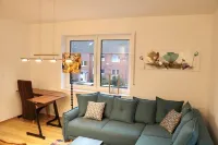 Wohnzim, Schlafzim, Badzim, Küche und Balkon, Smart TV Free Wifiparkingcoffee Hotels in Meppen