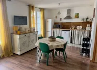 Appart N° 6/T2 separate bedroom