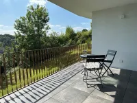 Chic apartment in a central location with a large balcony and views over the city 阿滕多恩住宿飯店