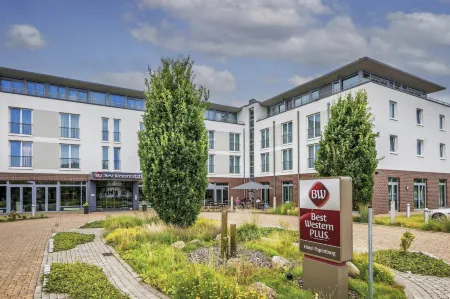 Best Western Plus Hotel Papenburg Отели в г. Бунде