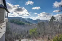 Mountain-View Georgia Cabin w/ 2 Decks - 3-Sterne