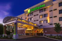DoubleTree by Hilton Concord Downtown Hotels near Space