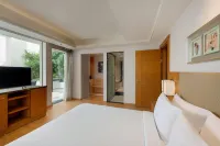 Ramada by Wyndham Ghaziabad Vasundhara Hotels in Ghaziabad