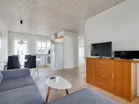 "Haghni" - 200m from the Sea Hotels in Lokken