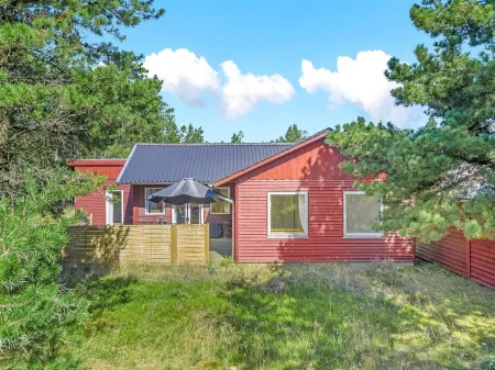 "Dorreth" - 800m from the Sea