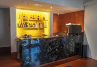 Hotel Moderno - Quầy bar