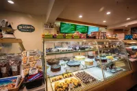 Lake Tahoe Cabin, Prime Location & Fully Stocked