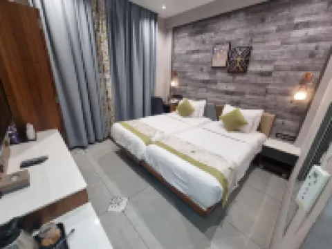 RG Exclusive Hotel- Akola Hotels in Akola