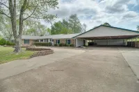 Gassville Home 3 Mi to White River and Trout Fishing - Pet Friendly