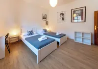 HouSmart Ognibene 2 Hotels near Bologna Guglielmo Marconi Airport