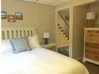 Lakeview Cabin Retreat•Dog-Friendly•Ski & Lake Access•Spacious Family Escape