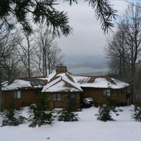 'Eye Candy' Breathtaking Mountain and Lake Views! Hot Tub