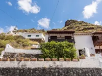 Rural Home in Agaete with Ocean Views - Wifi
