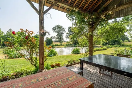 La clé des Jardins Отели в г. Л'Иль-Бушар