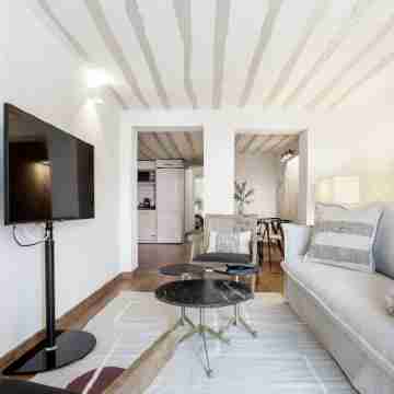 Luxury apartment near La Latina.Plaza de la Cebada Rooms