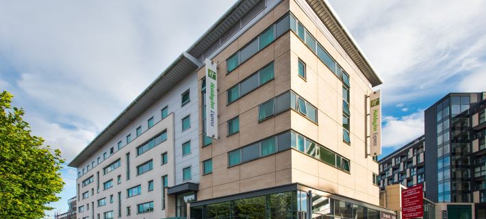 Holiday Inn Express LEEDS CITY CENTRE - ARMOURIES by IHG Hotels in Leeds