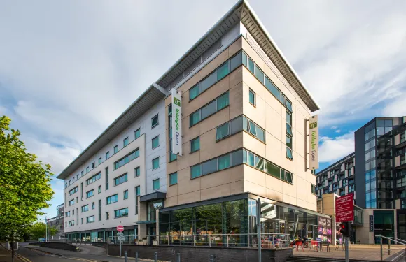 Holiday Inn Express 利茲城市中心 - 軍械庫