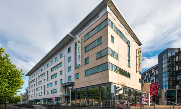 Holiday Inn Express Leeds City Centre - Armouries by IHG