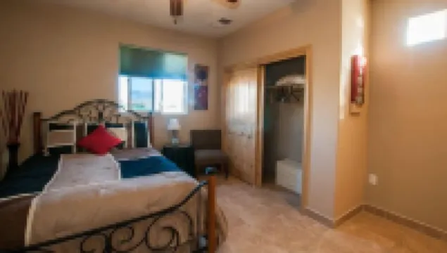 Separate Private Detached 1 Room Casita with your own entrance