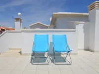 Villa with Garden & Roof Deck