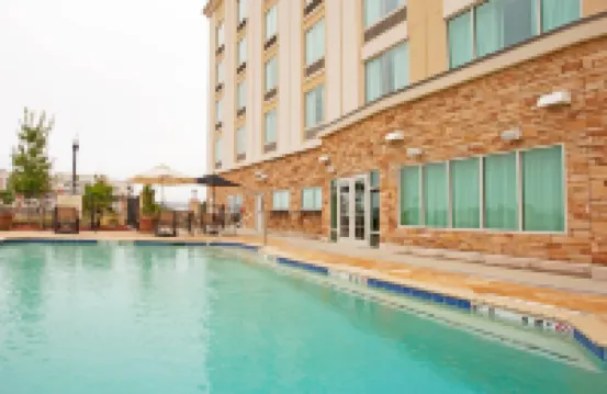 Holiday Inn Express & Suites COLUMBUS AT NORTHLAKE by IHG