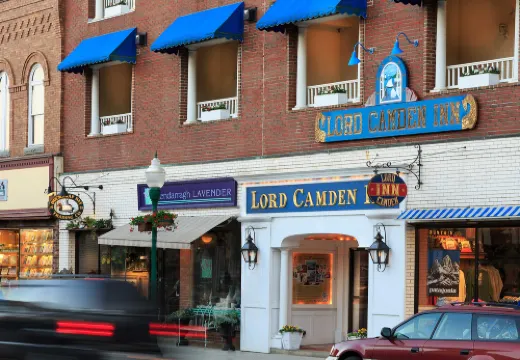 Lord Camden Inn Hotels in Camden
