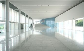 Okura Akademia Park Hotel