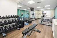 Holiday Inn Express & Suites SPARTANBURG-NORTH by IHG - Business