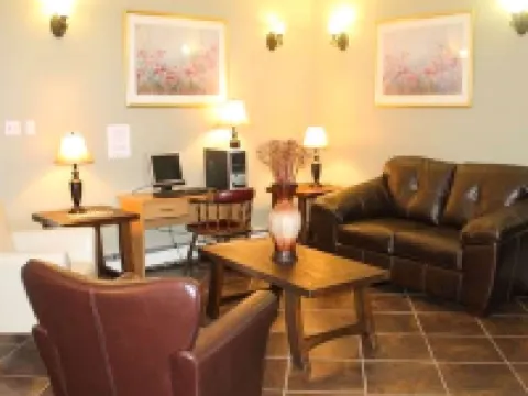 Traveller's Inn Prince Edward Island Hotels in Summerside