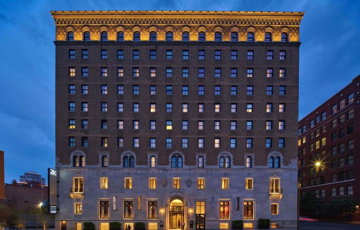 21C Museum Hotel St Louis