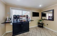 Extended Stay America Suites - Orange County - Cypress Отели в г. Сайпрес