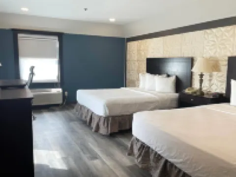 The Chateau Bloomington Hotel and Conference Center Hotels in Bloomington