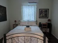 Charming Cottage in the Heart of Old Bisbee