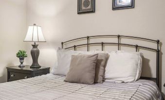 Silver Dollar Hideaway in Stonebridge Community