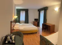 Albergo Aprica Garni Hotels in Aprica
