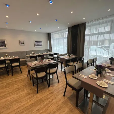 Hotel Admiral Frankfurt City Centre Отели рядом с достопримечательностью «Паульскирхе»