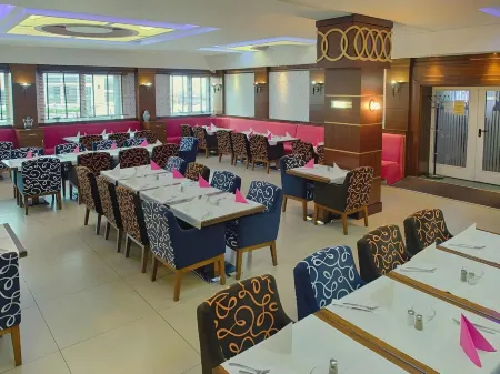 Airport Global Hotel, Olive Inn