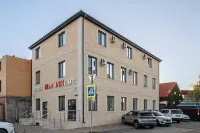 馬裡旅館 克拉斯諾達爾住宿飯店