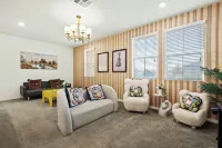 Airport/New/Clean/Large Space/King Bed/3 TVS