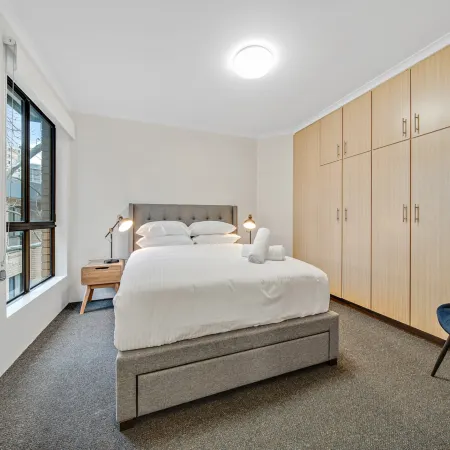 2-Bed with Pool, BBQ, Tennis Court & Parking