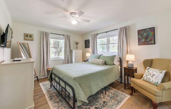 Walk to Dtwn Pine Mountain! Quiet Cottage w/ Yard