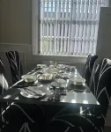 Viaduct Guest House - petit déjeuner