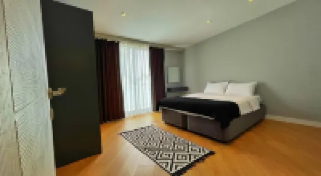 Sun Suite Hotels near Lower Duden Waterfall