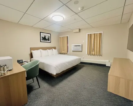 Ramada by Wyndham Kirkland Lake Hotels in Timiskaming District